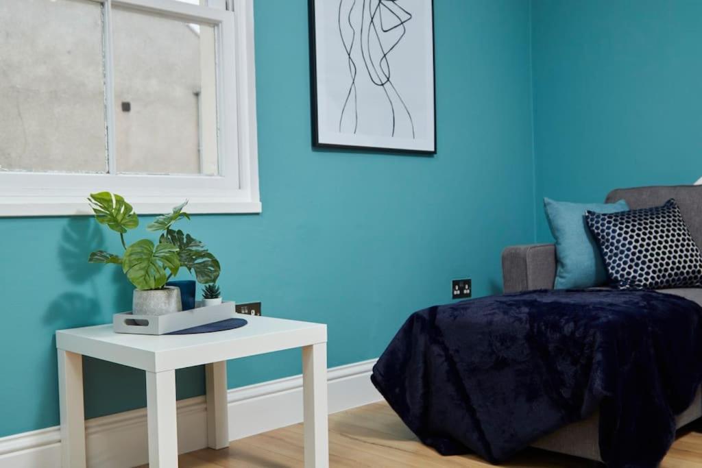 Beautiful Central Apartment レミントンスパー エクステリア 写真