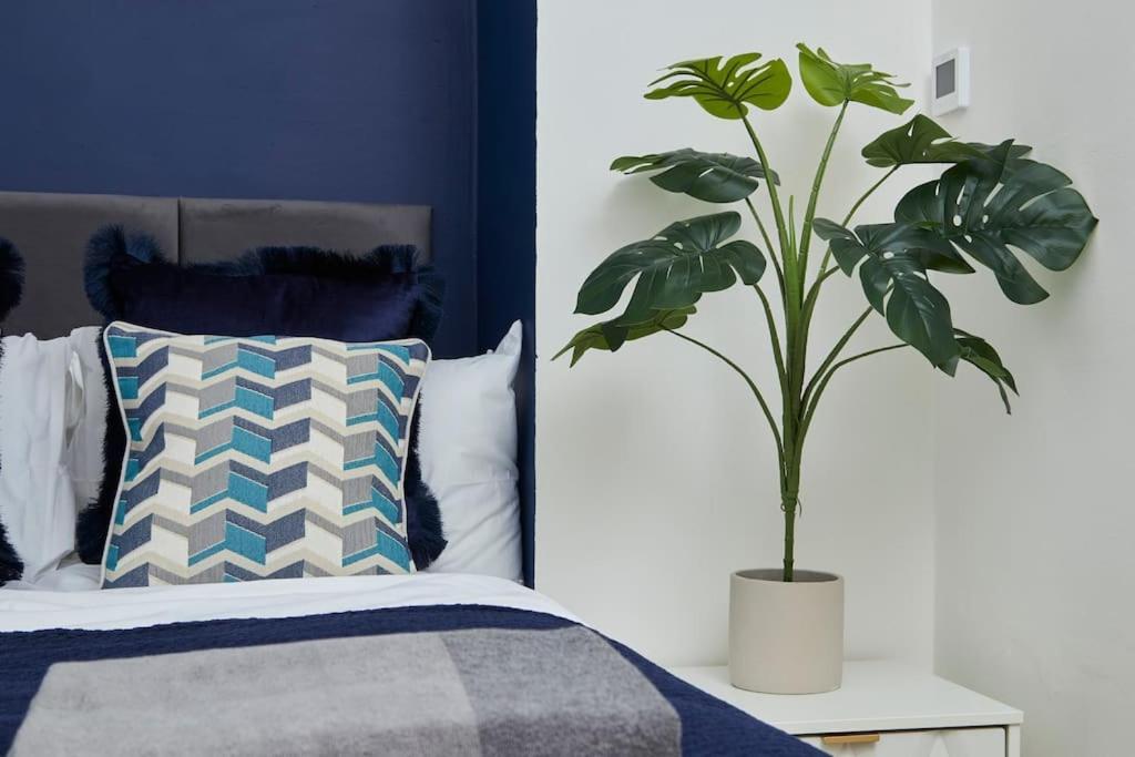 Beautiful Central Apartment レミントンスパー エクステリア 写真