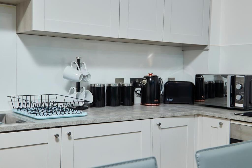 Beautiful Central Apartment レミントンスパー エクステリア 写真